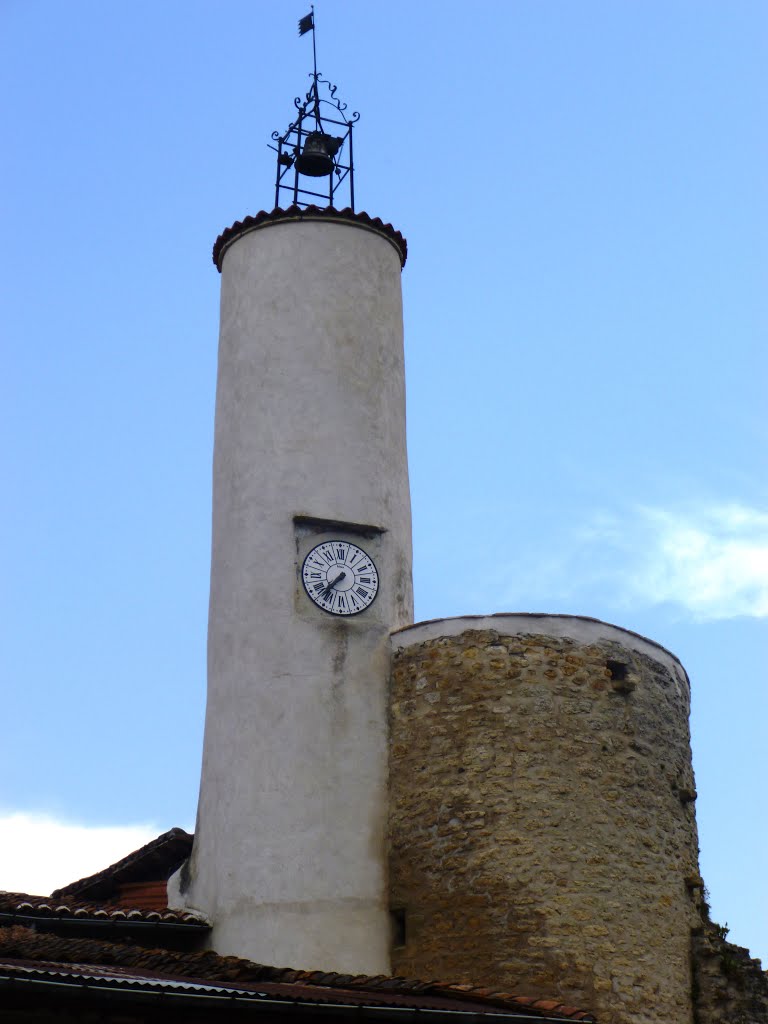 Tour de la porte fortifiée by ln63