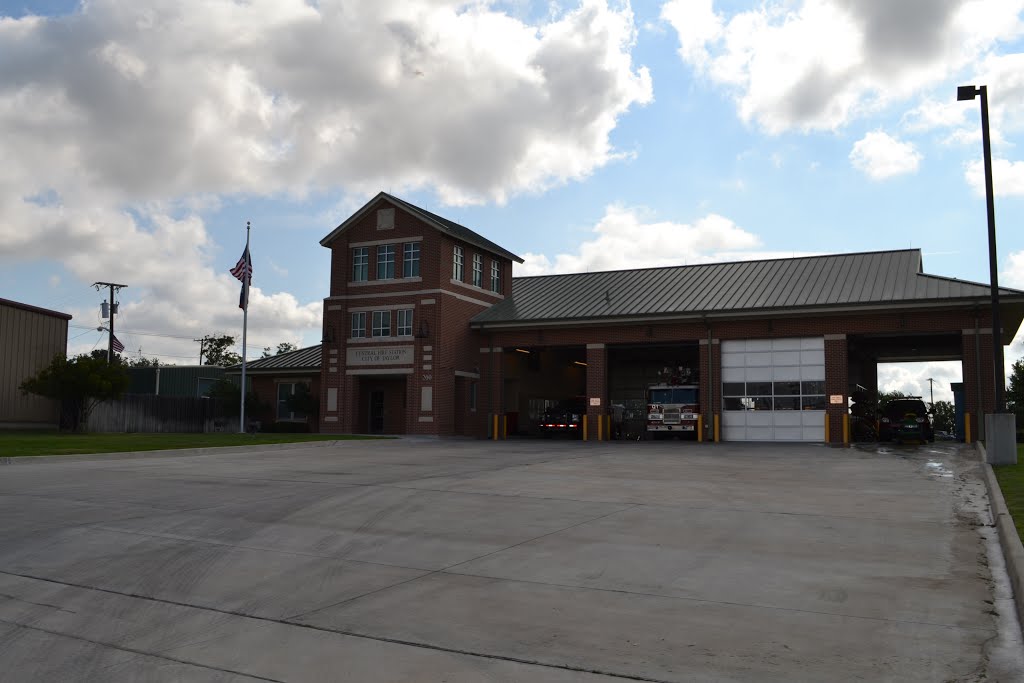 Taylor central fire house. by JBTHEMILKER