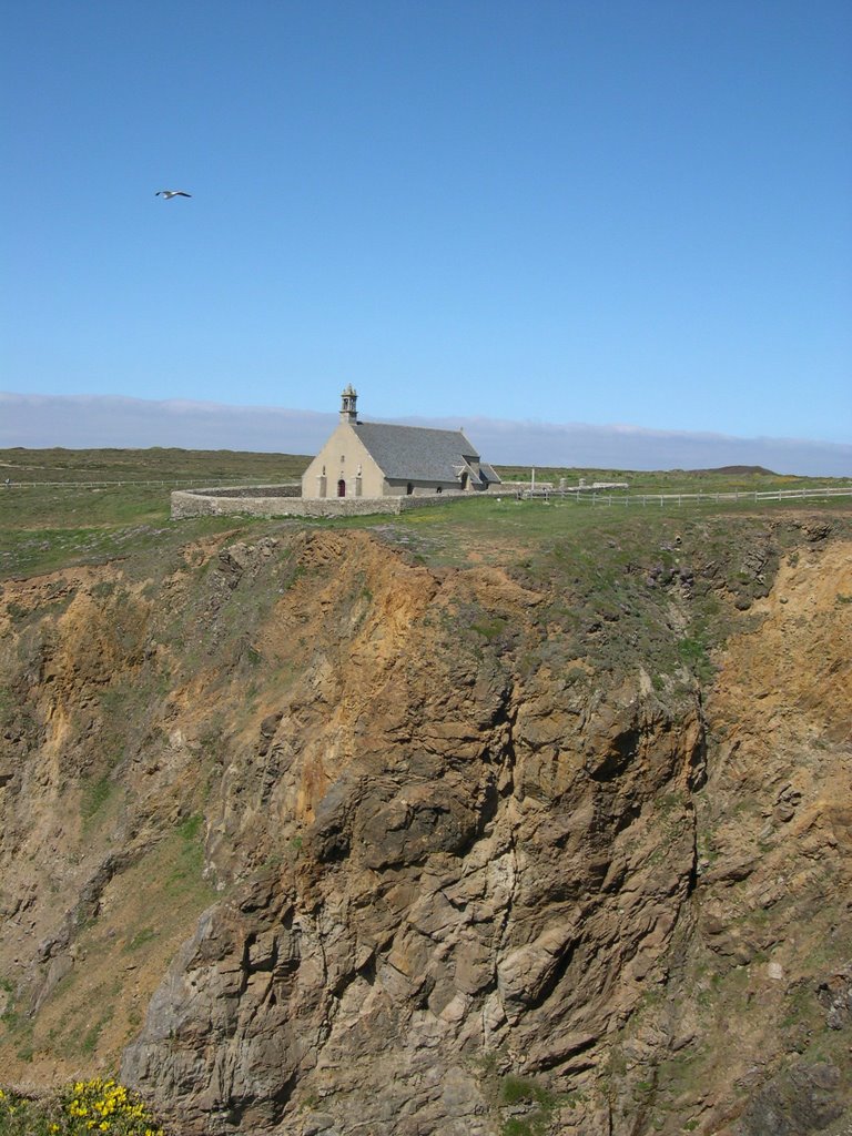 Chapelle de la pointe de They à la pointe du Van by Alauzet