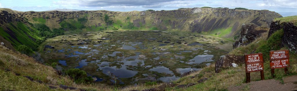 Rano Kau by mottoth