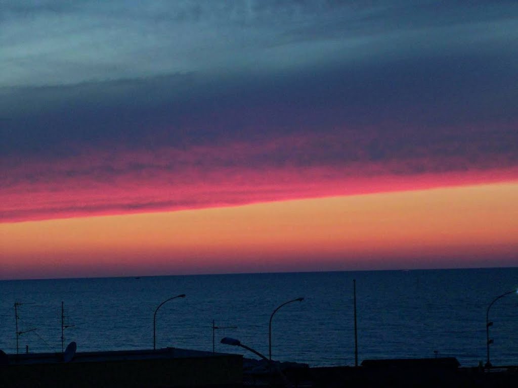 Trapani - colori del tramonto by dariodaprile