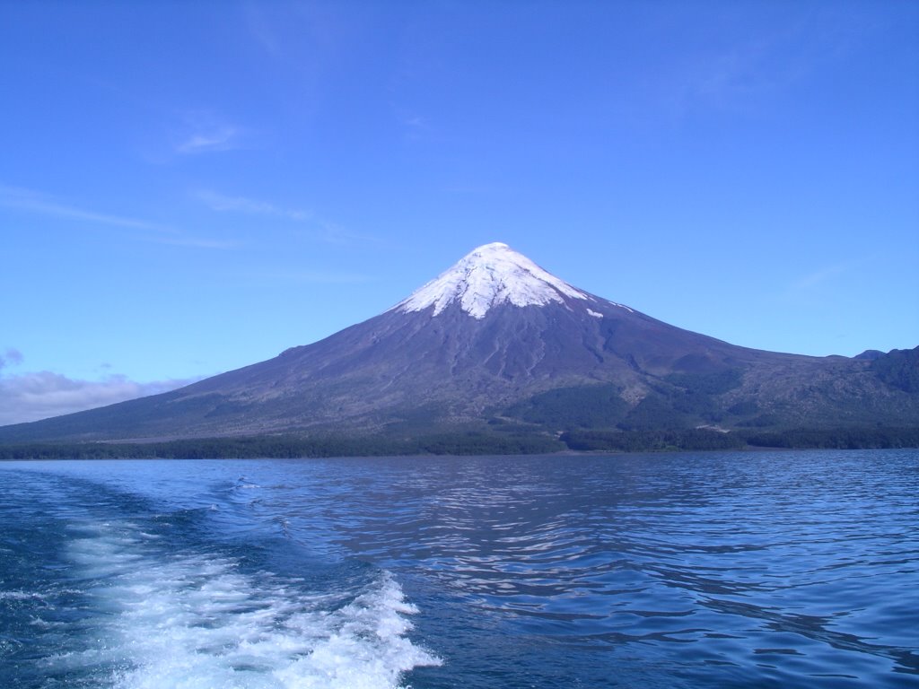 Volcan desde Esmeralda by carlosmm