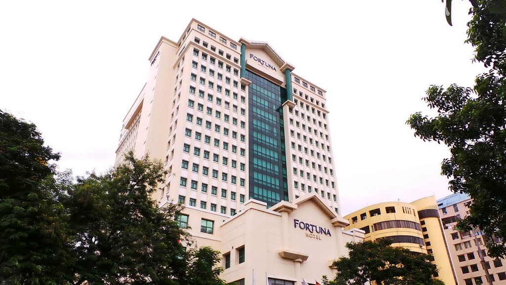 Fortuna Hotel by THẾ GIỚI THỦ CÙNG