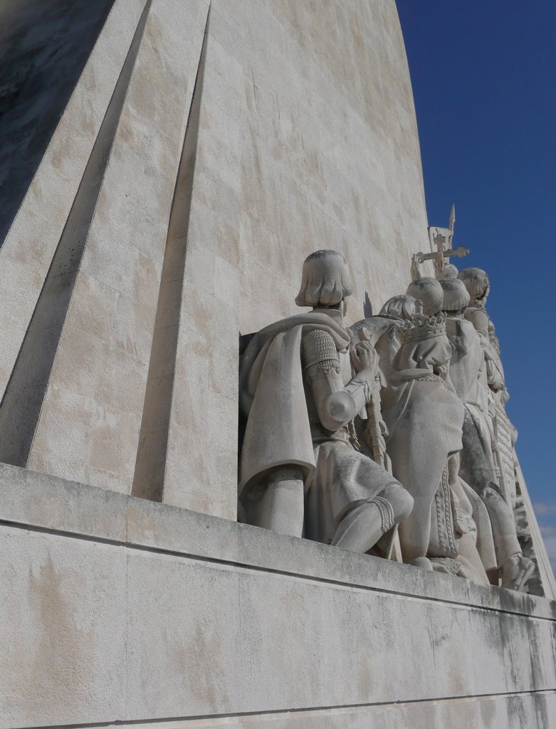 Monument to the discoveries, Lisbon by Rob Ceccarelli