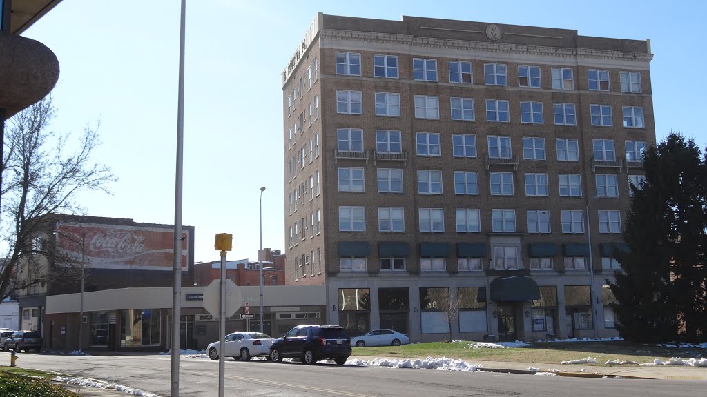 Reynolds Arcade Building, Bristol, VA by chfstew