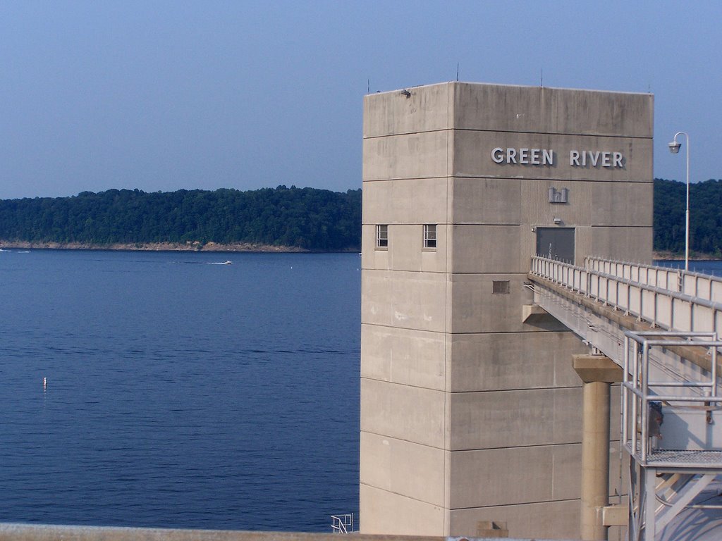 Green River Lake by laytham