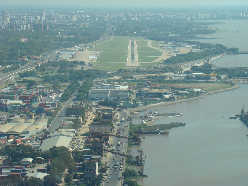 Aeropuerto Jorge Newbery - Buenos Aires by Adolfo de La Carlota-CBA-Argentina