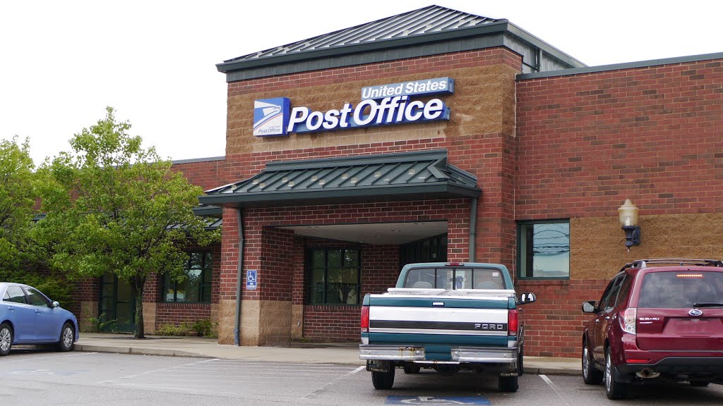 Cuyahoga Falls Ohio post office 44221 by D200DX