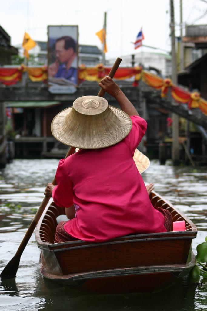 Damnoen Saduak Floating Market, Thailand by Hans Sterkendries