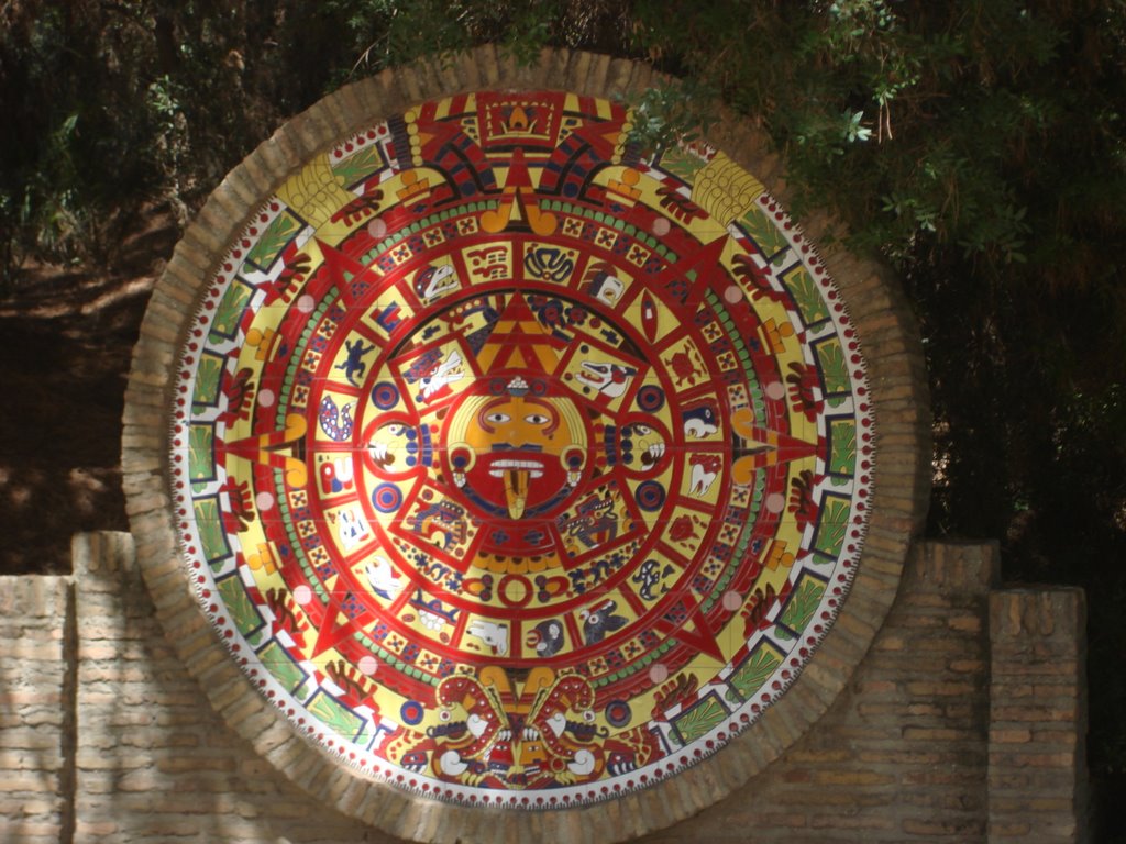 Calendario/orologio azteco donato a Colombo in America Latina - La Ràbida - Palos de la Frontera - Spagna by effeelle