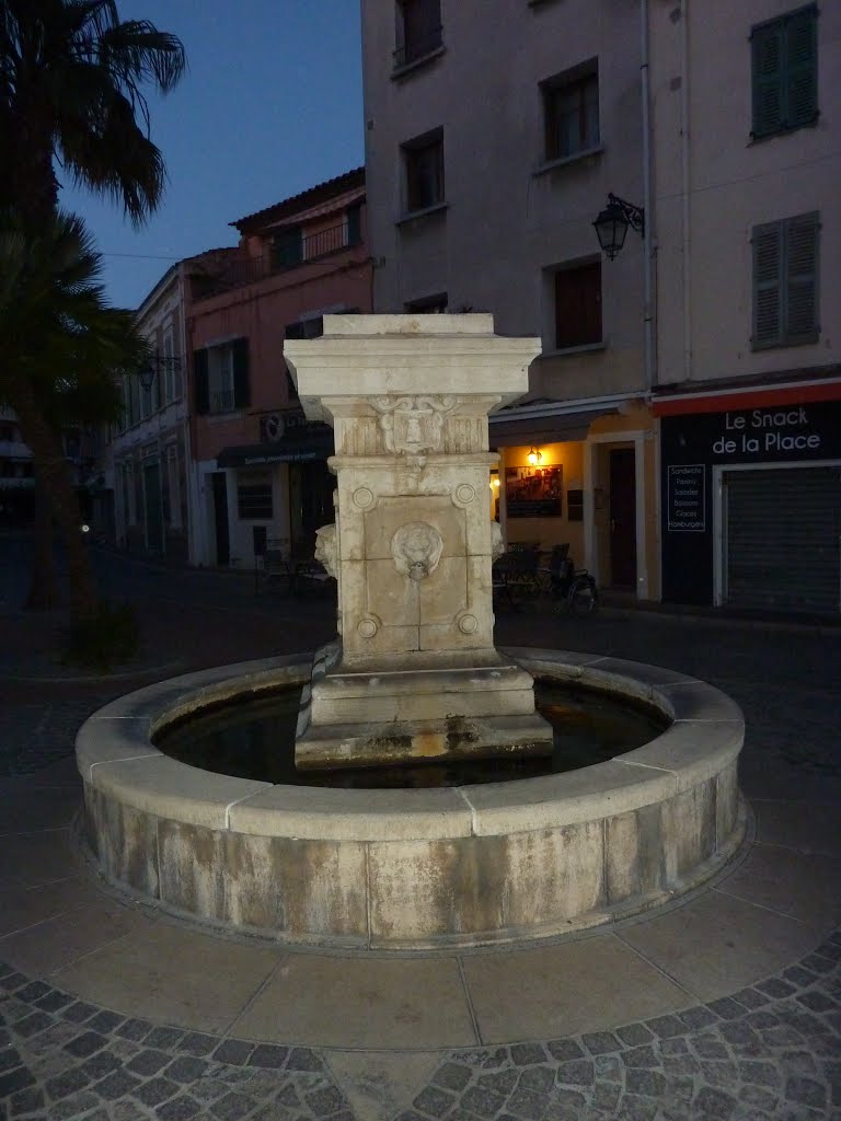 SANARY-SUR-MER by alain meier