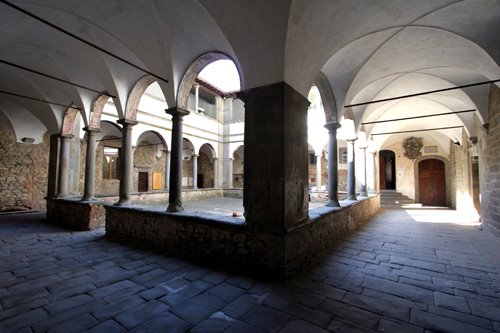 Chiostro S. Agostino by Silvano Monchi