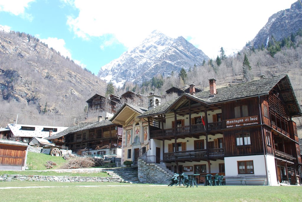 Alagna Piemonte Italy Walser houses by OlgaBSP