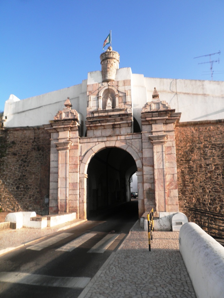 Porta de Santa Catarina by Gonçalo Laureano