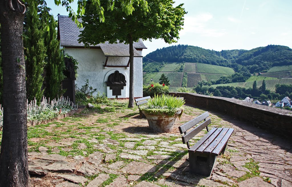 Alf an der Mosel Bergkapelle by Contessa