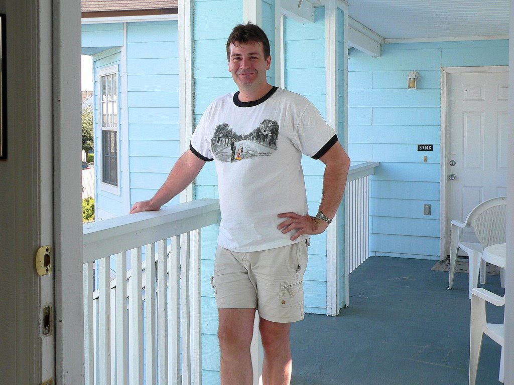 USA: Florida - Orlando, outside hallway condo, Villas at the Islands Club by Yory