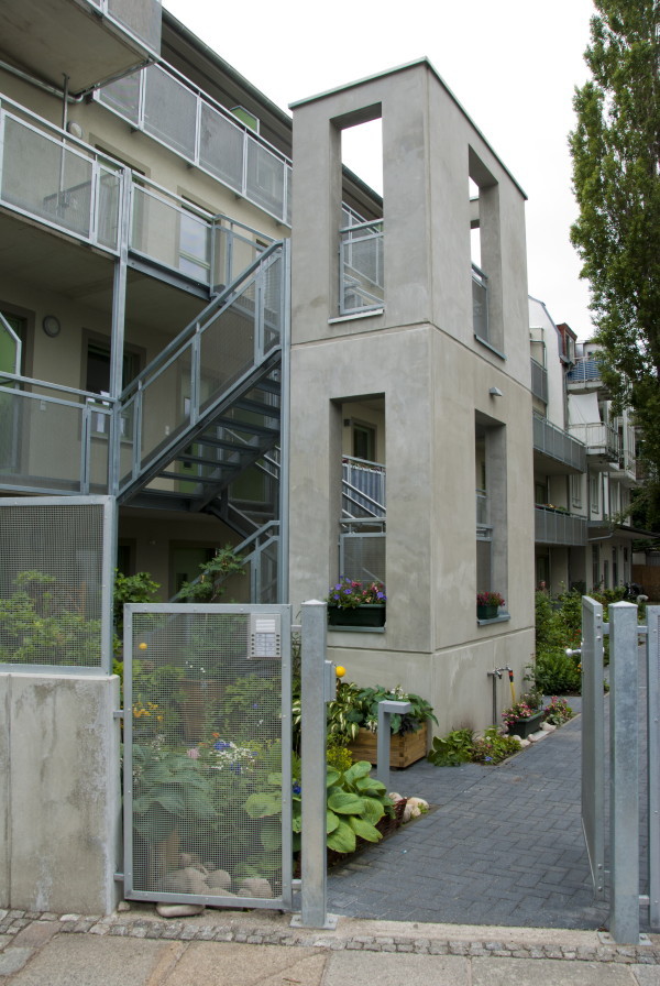 Straßenansicht 2012- nach Komplettsanierung - Konkordienstraße 47 by steuersparerimmobilien