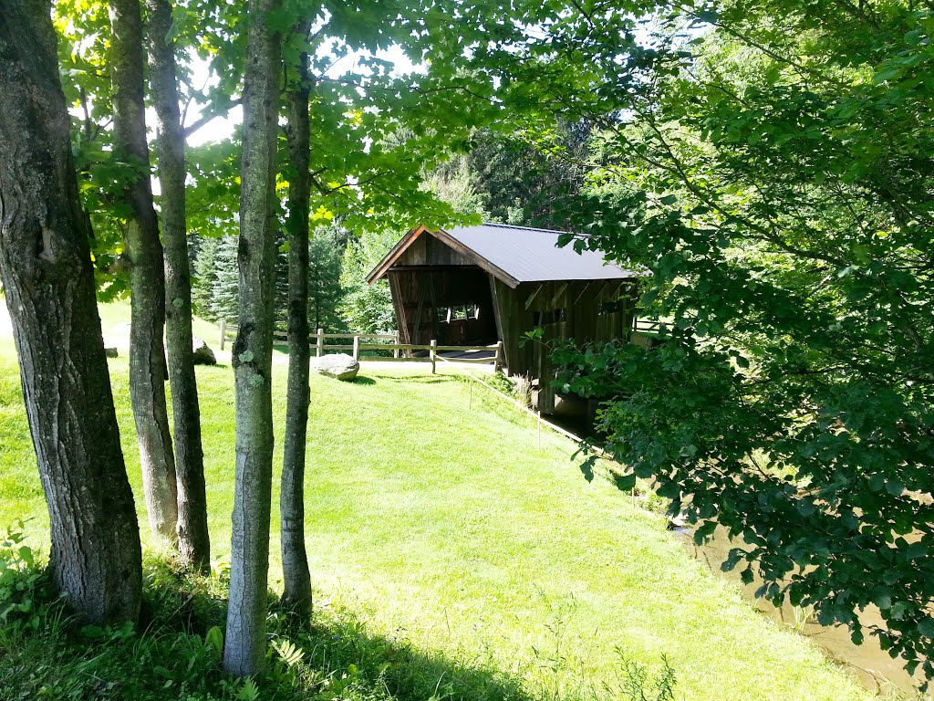 Covered Bridge Best Western Waterbury by joetavormina