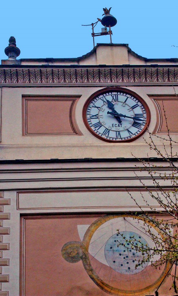 Pieve di Teco 9aprl08 Clock Ecat by esseil