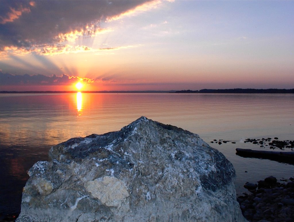 Am Chiemsee beim Chieming by Woatze