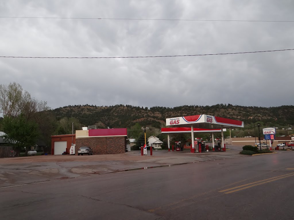 Gas Station in Hot Springs, SD by Gino Vivi