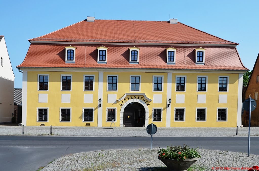 Doberlug-Kirchhain - ehem. Gästehaus des Schlosses Zum Rautenstock Hauptstraße 18 aus dem Jahre 1682 by dukra