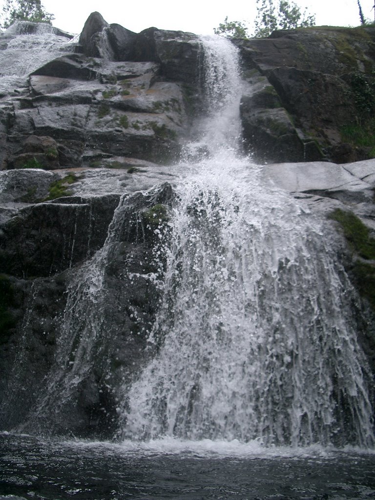 Cascada del Caozo by pajarosalvador