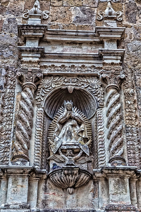 Capilla de Nuestra Señora de Guadalupe by Javier García-Moreno E.