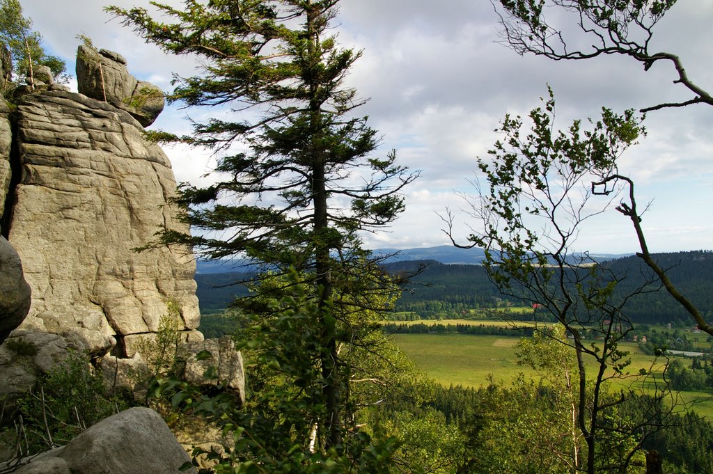 View from "Szczeliniec Wielki" Mountain by tbluethgen