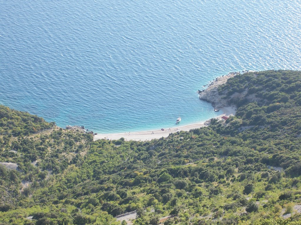 The beach below Lubenice by Marco Spalluzzi