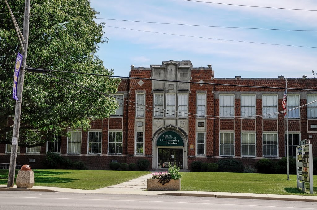 Elburn & Countryside Community Center by D200DX