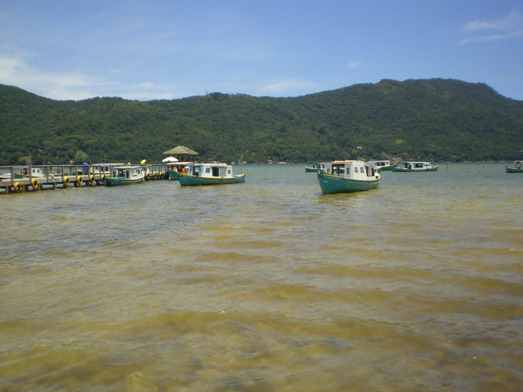 Barcos Lagoa da Conceição by Rogério Lezino