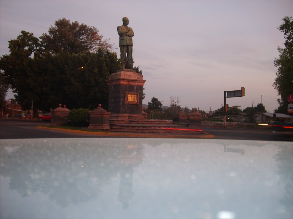 MONUMENTO LAZARO CARDENAS by jersio