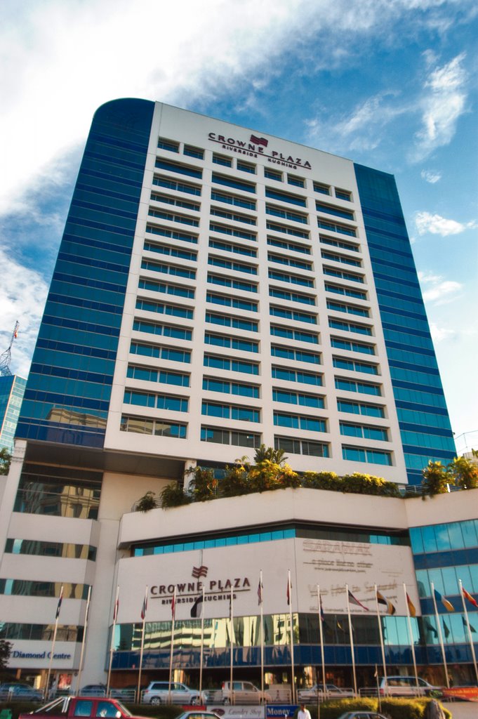 Crowne Plaza Riverside Hotel by najib jeman