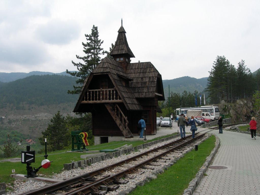 Šarganska osmica by -svetlanam-