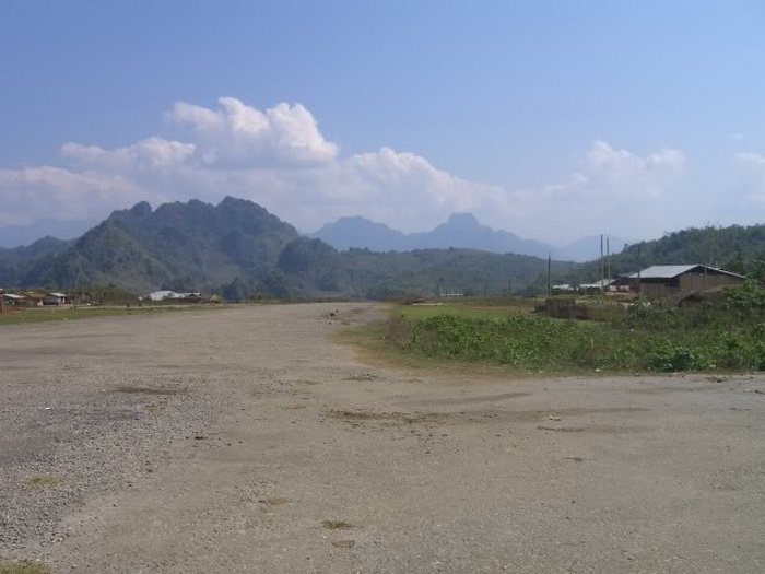 Long Tieng,ล่องแจ้ง,Laos,ลาว by goodsview