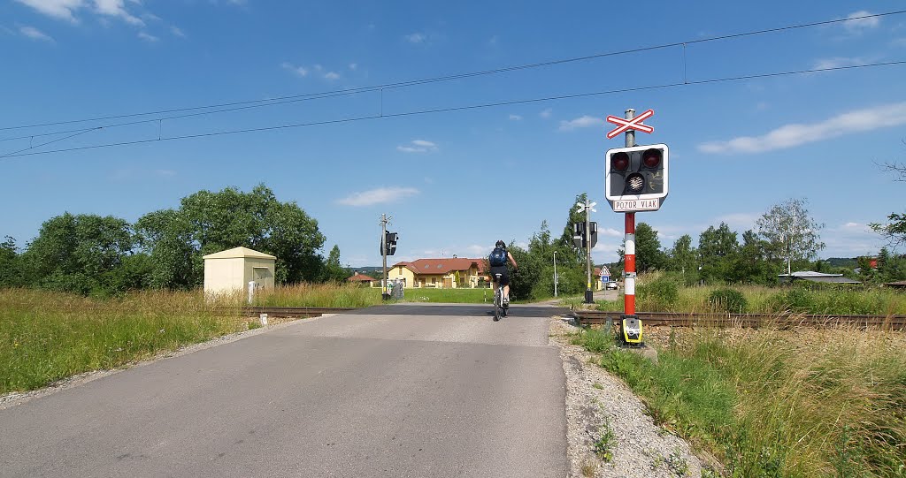 Železniční přejezd v ul.Mezi Tratěmi by antonin sestak