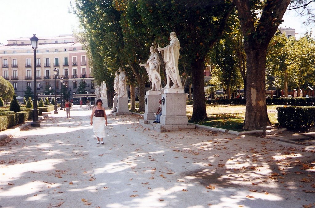 Madrid, Plaza de Oriente by cesarcriado