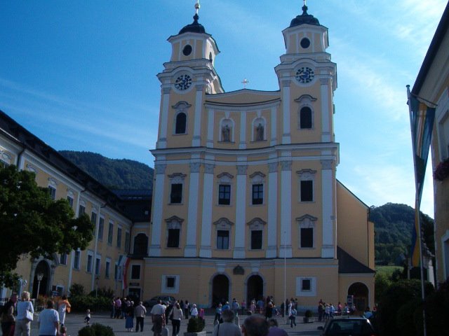 BASILIKA MONDSEE by fuerteventuragirl