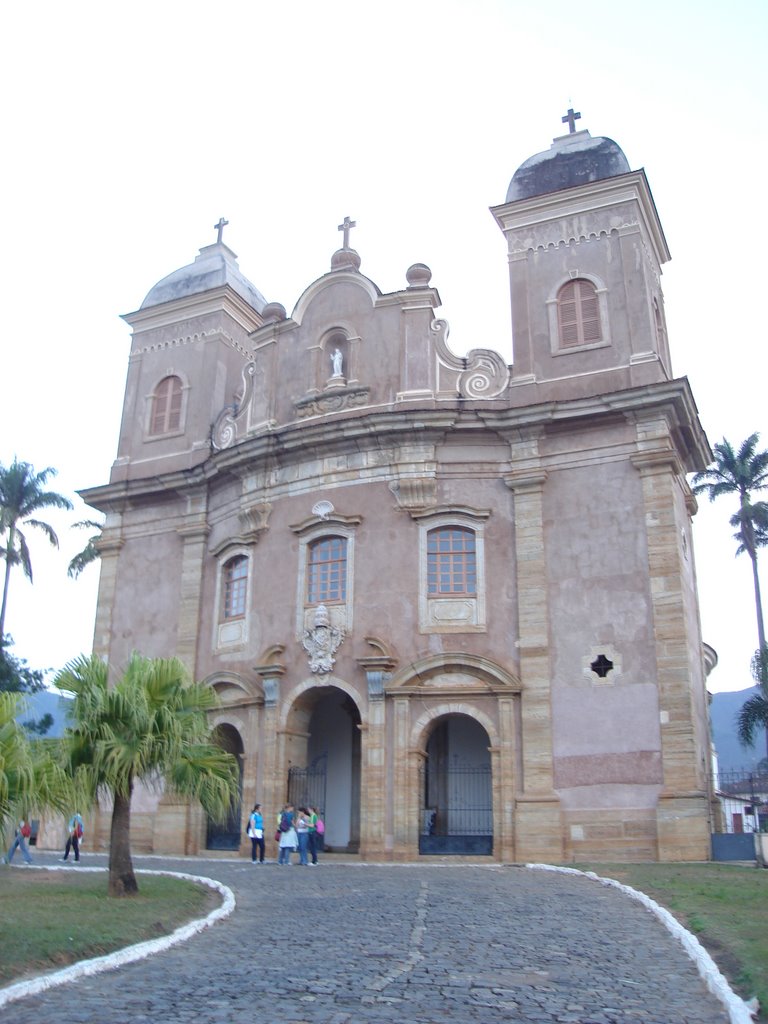 Estrada real - Igreja de São Pedro dos Clérigos - 1748, 1920 - Catholic church by Paulo Henrique Matia…