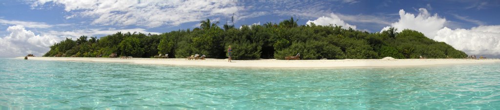 Eriyadu, Maledives, Panorama NE by siewo