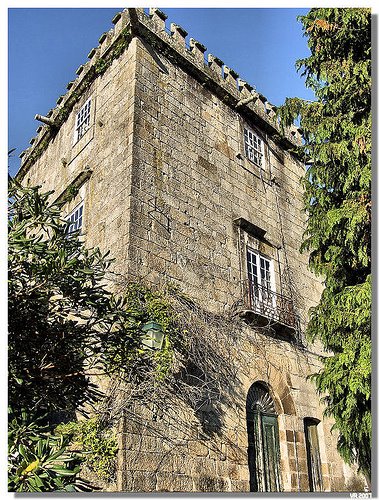 Casa torreada em Ponte de Lima, Portugal by Eduardo Roxo Nobre