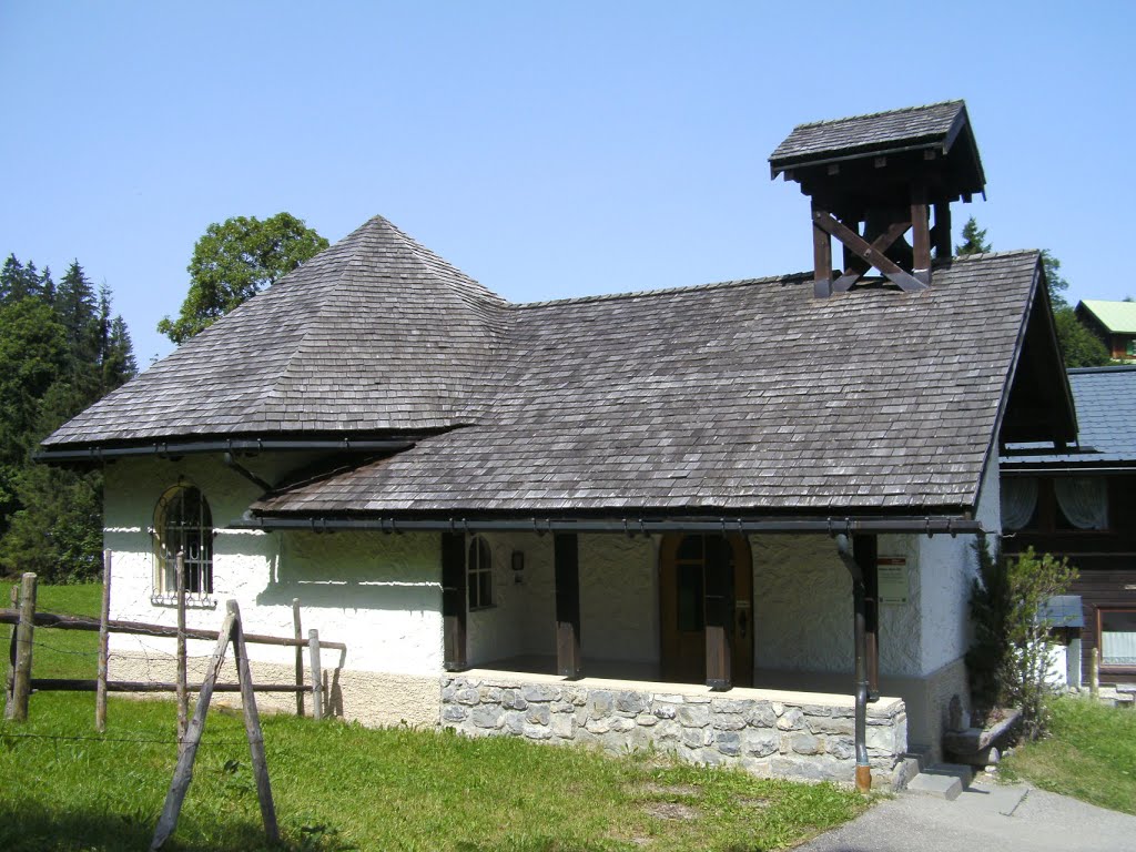 Maria-Hilf-Kapelle am Leidtobel bei Hirschegg by Peter Esser