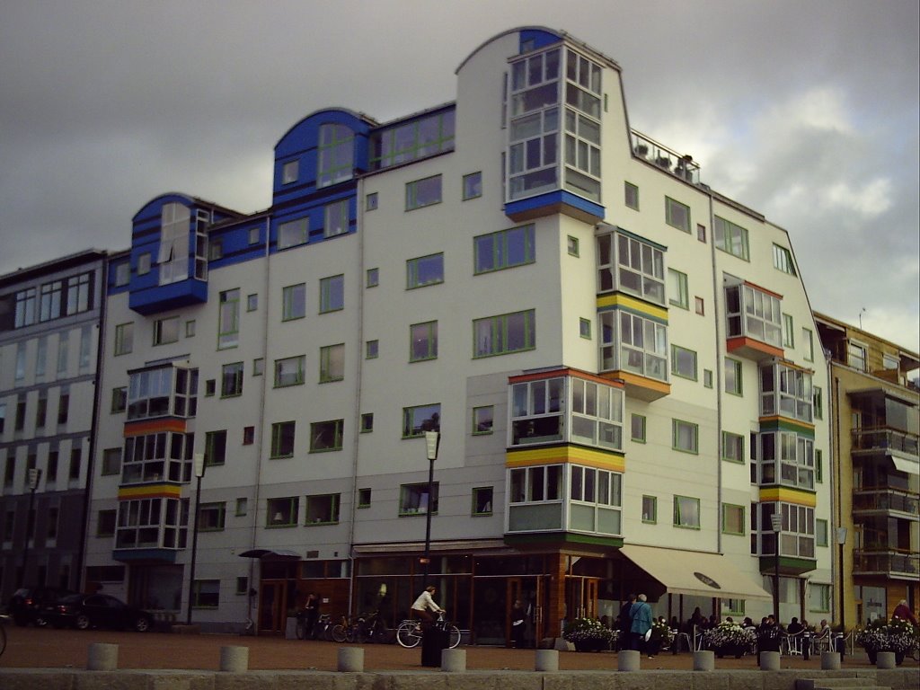 Around the Turning Torso by Tobias Gühl