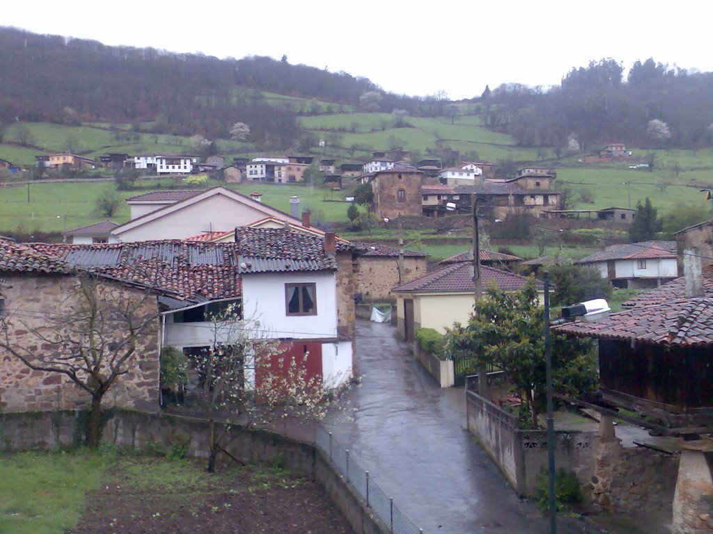 Rincones de Tuña y Castañeo de fondo by Adrián pola