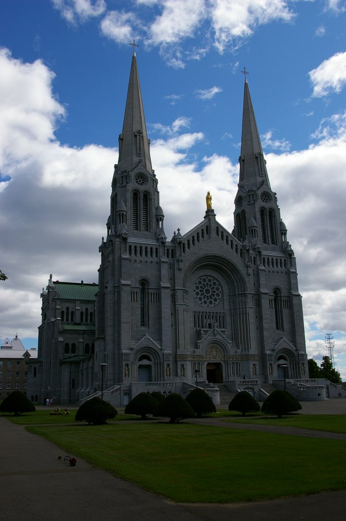 Shrine of St. Anne de Beaupre by Microjamm