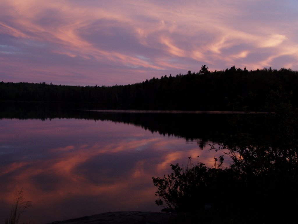 Wine Lake, Minnesota 2002Jul10 by J3Holloway