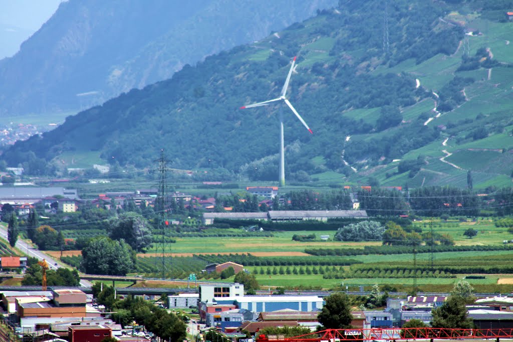 Martigny-Charrat - vue Est by Charly-G. Arbellay