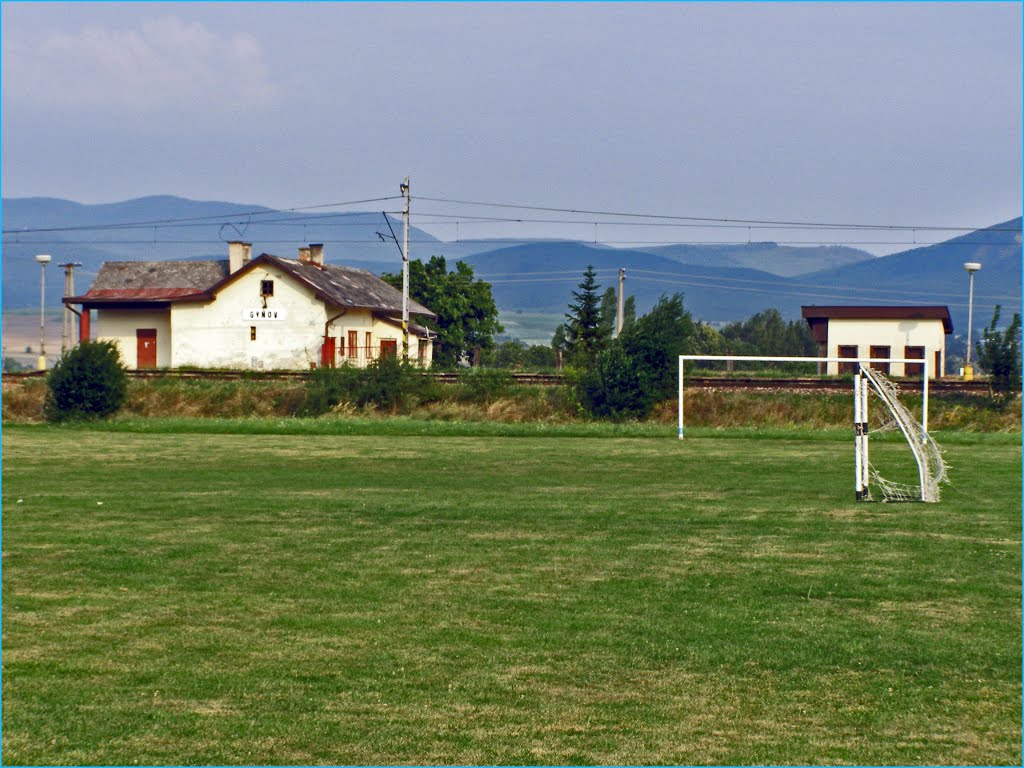 Železničná zastávka Gyňov by janstarec