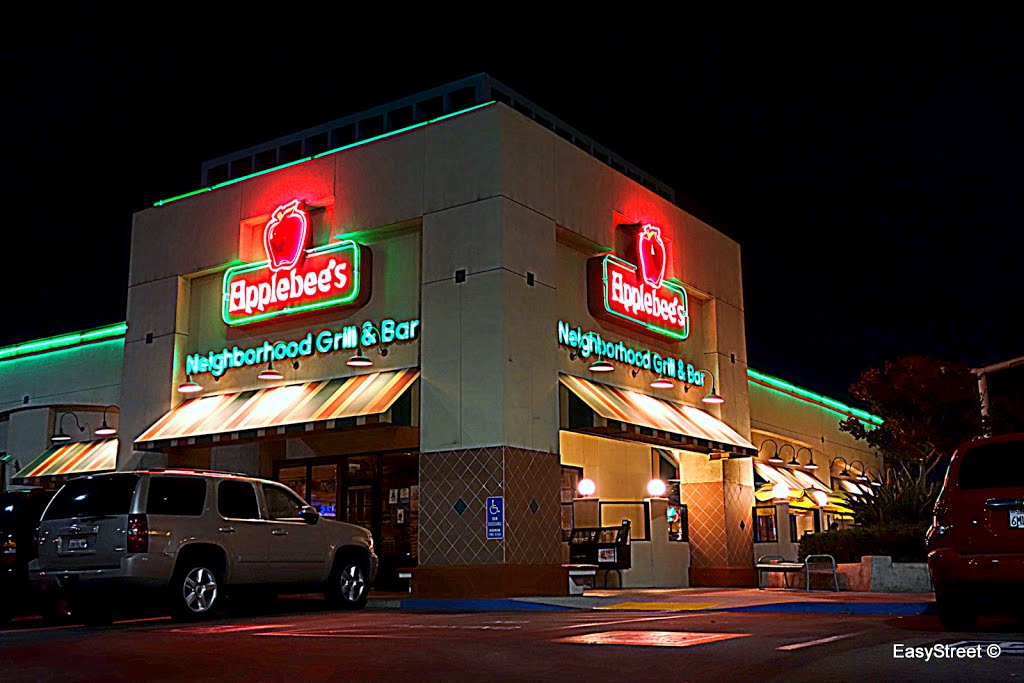 Applebee's • 8 by Easy Street Images ©